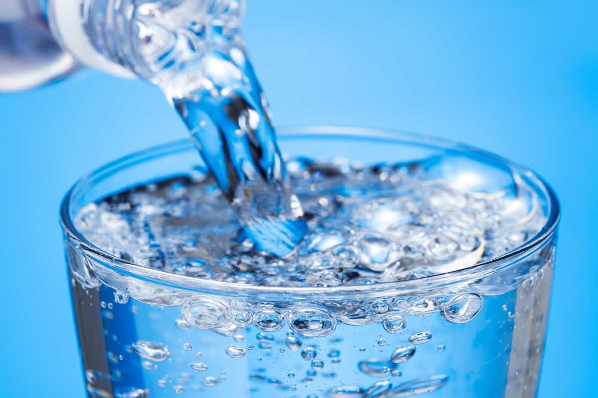 How to Drink Water to Help Weight Loss After Surgery